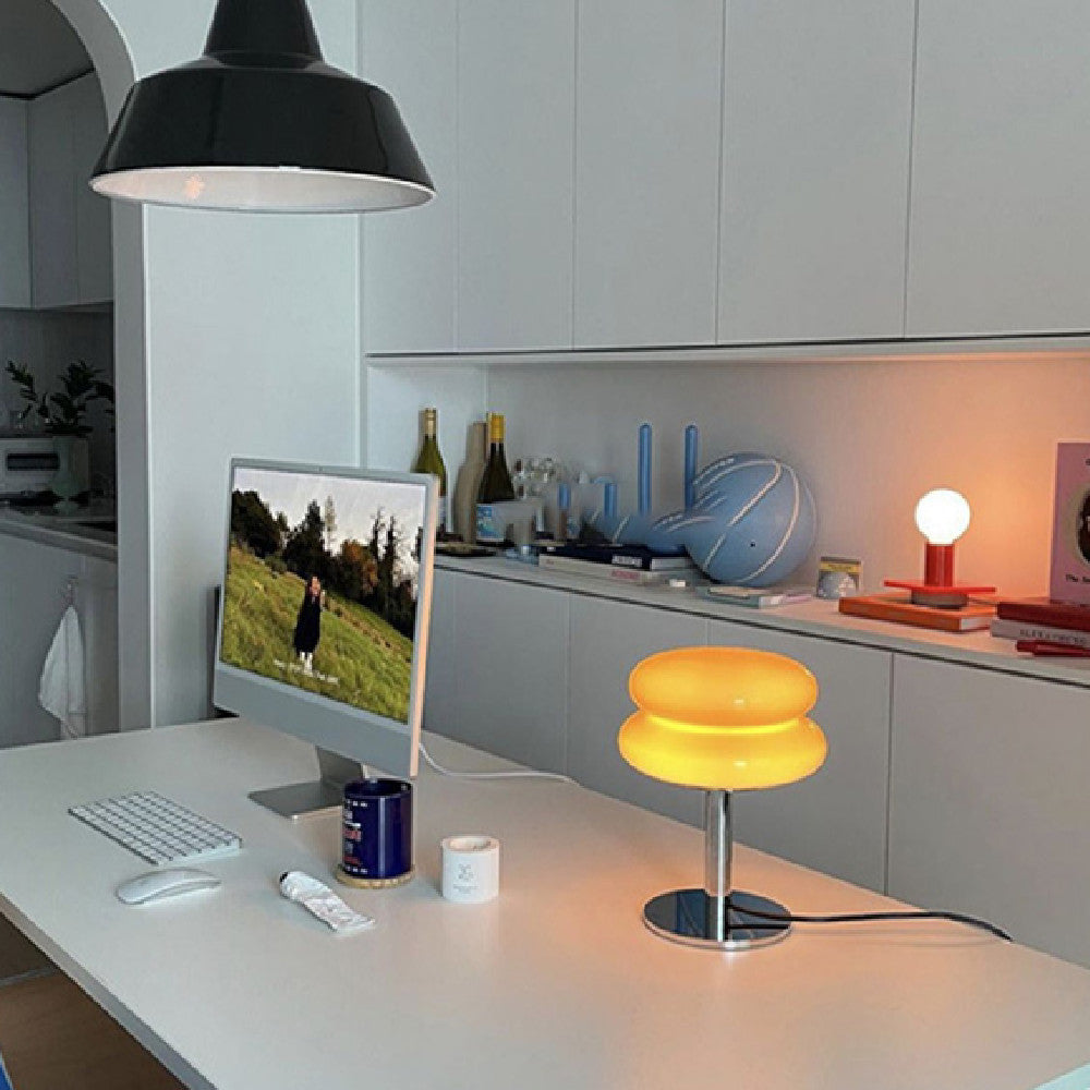 Italian Bauhaus table lamp