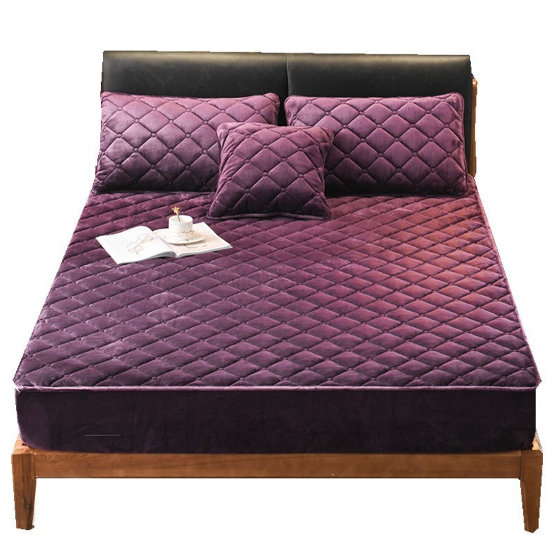 Luxury Crystal Fleece Padded Bed Cover – Ultra-Soft & Warm All-Season Comfort