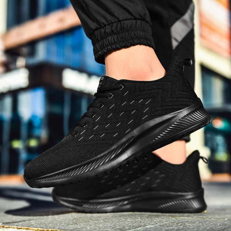 Men’s Ultralight Running Shoes – Breathable Flyknit Sneakers for Sports & Casual Wear