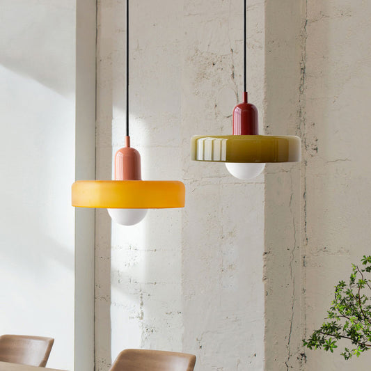 Modern Stained Glass Pendant Lamp – Bauhaus-Inspired Design for Stylish Interiors