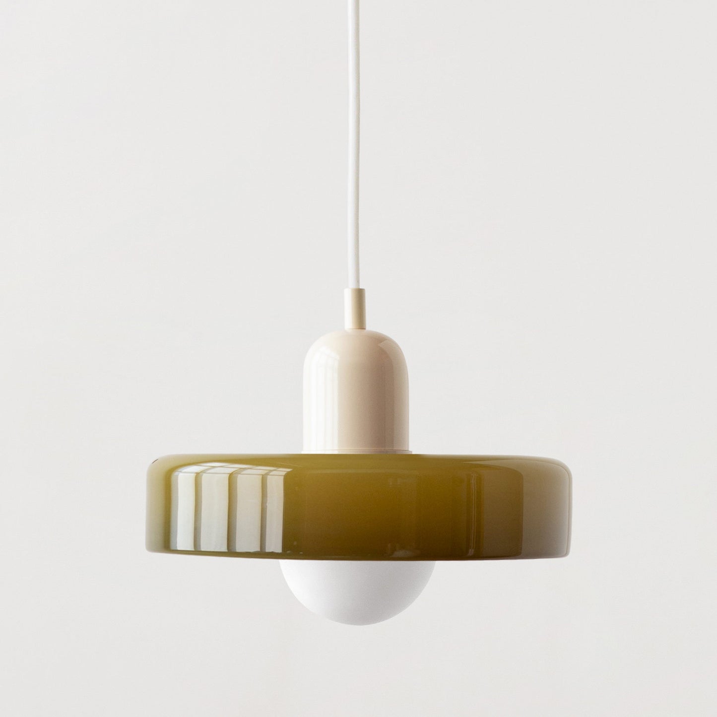 Modern Stained Glass Pendant Lamp – Bauhaus-Inspired Design for Stylish Interiors