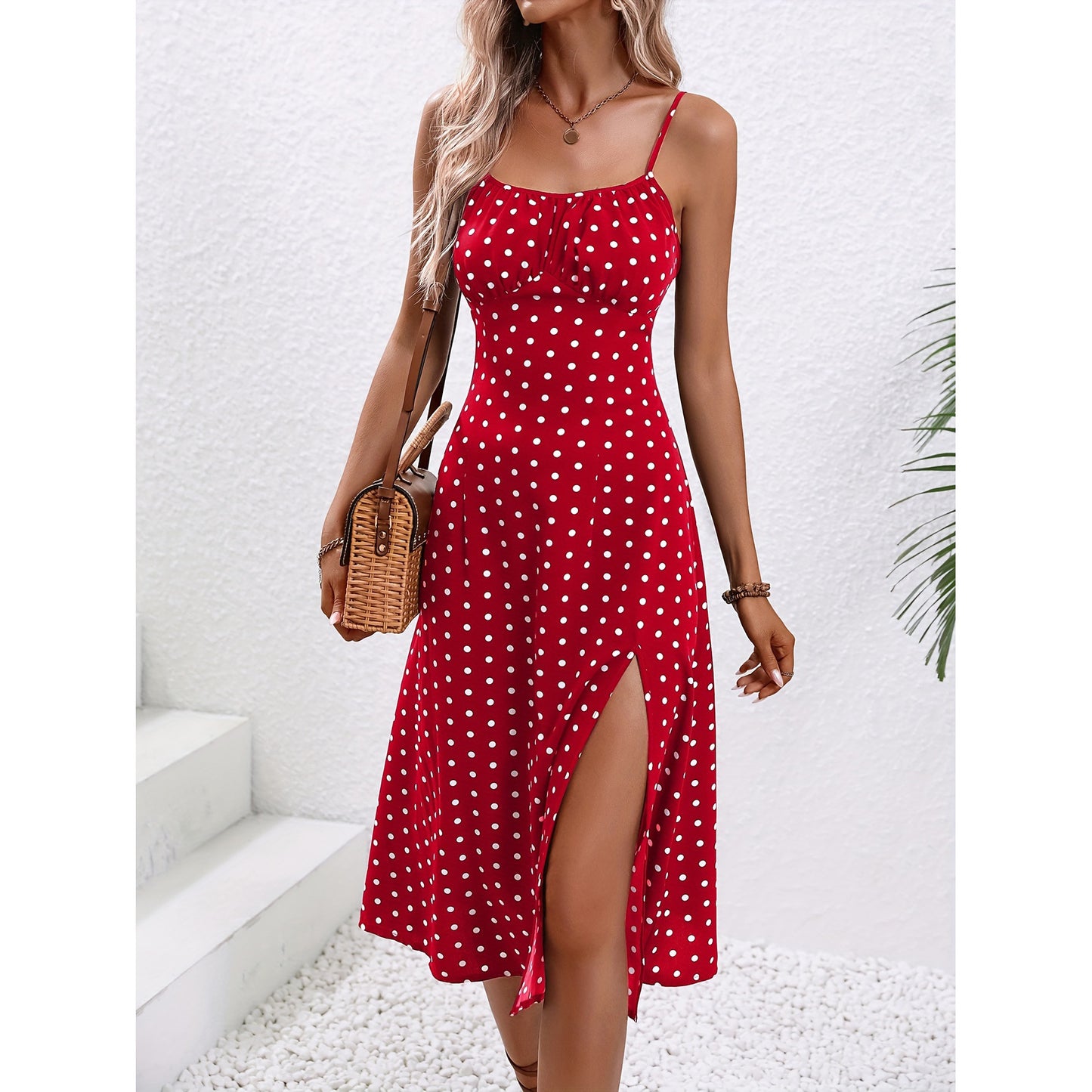 Stylish Summer Dress with Spaghetti Straps and Side Slit