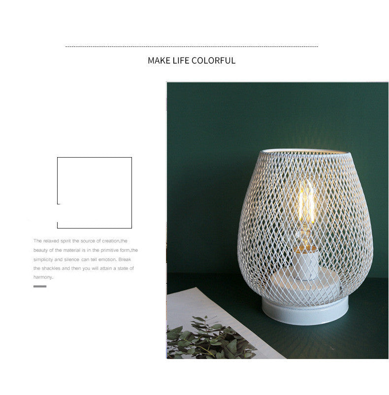 Retro Birdcage Table Lamp - Iron Art Battery-Powered Night Light with Hollow Design