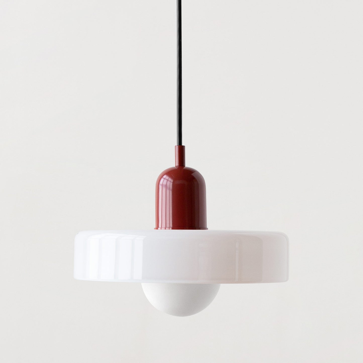 Modern Stained Glass Pendant Lamp – Bauhaus-Inspired Design for Stylish Interiors