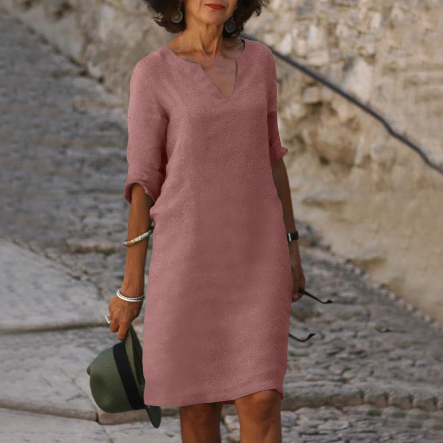 Mini-robe à manches et col en V pour femme